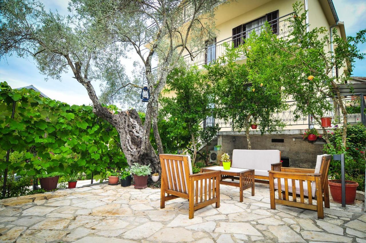 Milosavljevic Apartments Tivat Extérieur photo