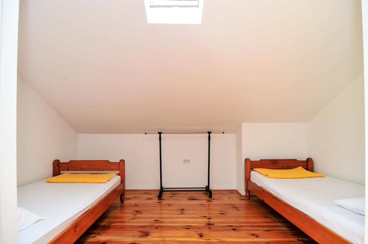 Milosavljevic Apartments Tivat Extérieur photo