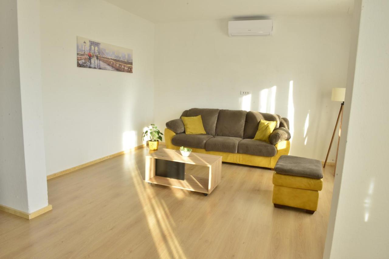 Milosavljevic Apartments Tivat Extérieur photo