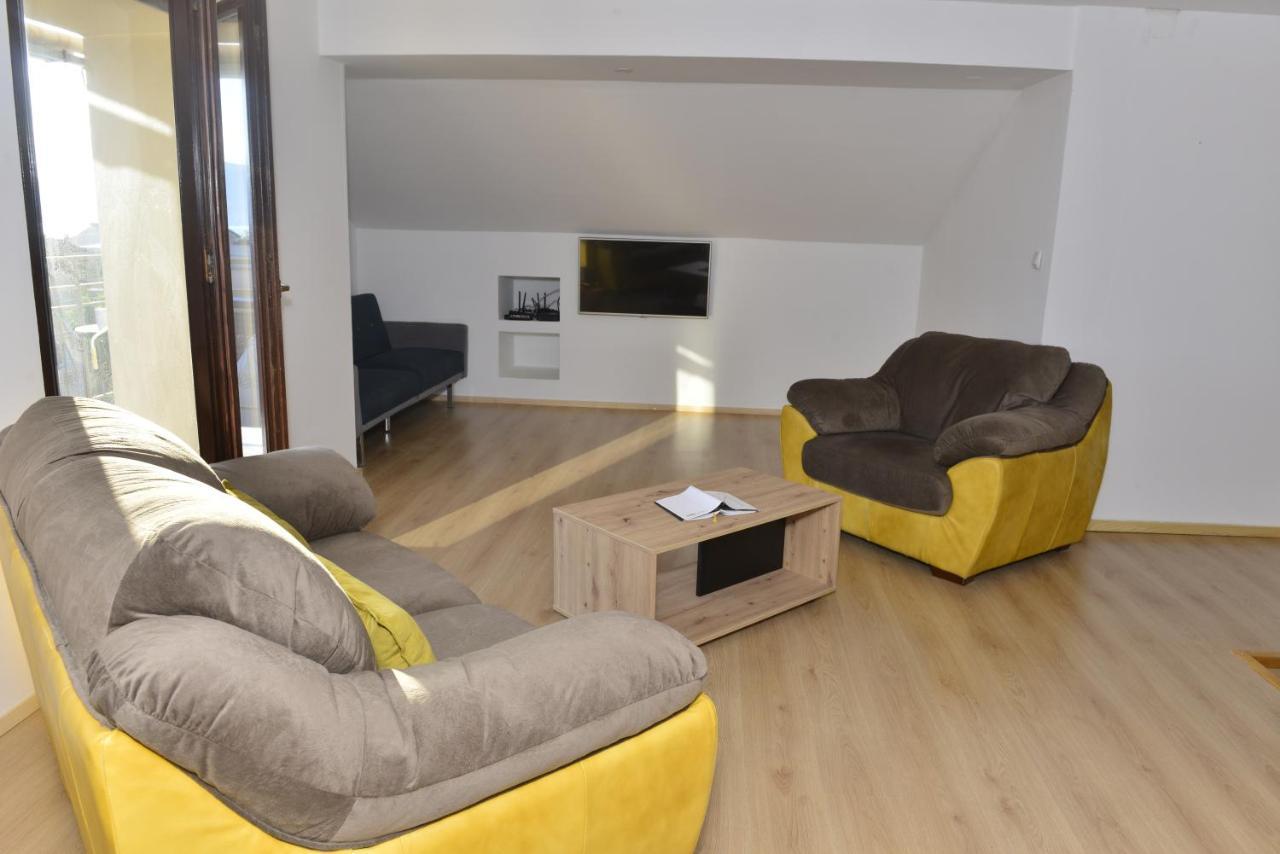 Milosavljevic Apartments Tivat Extérieur photo