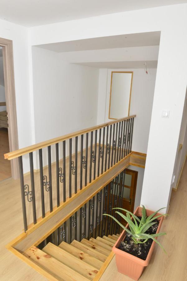 Milosavljevic Apartments Tivat Extérieur photo