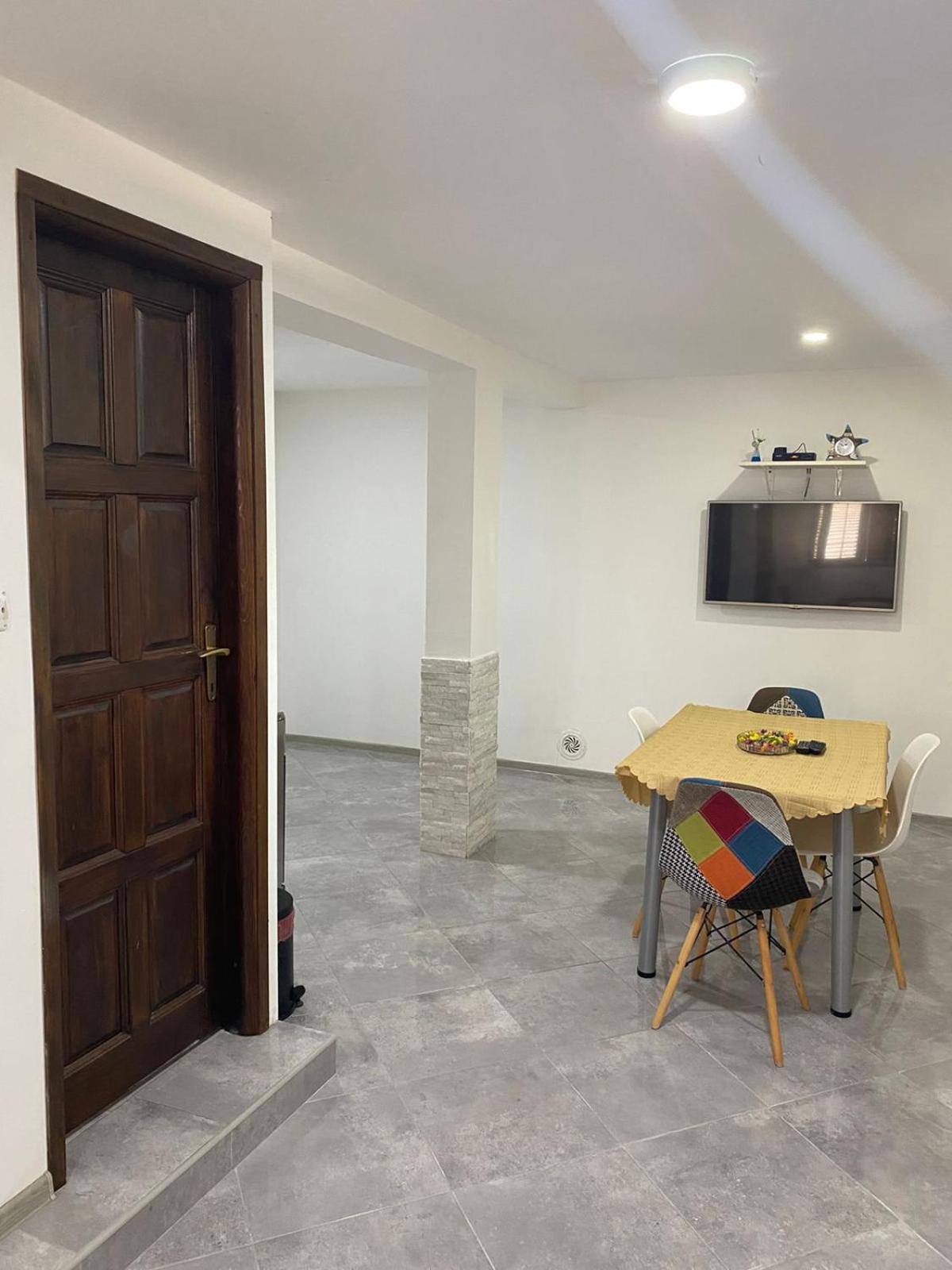Milosavljevic Apartments Tivat Extérieur photo