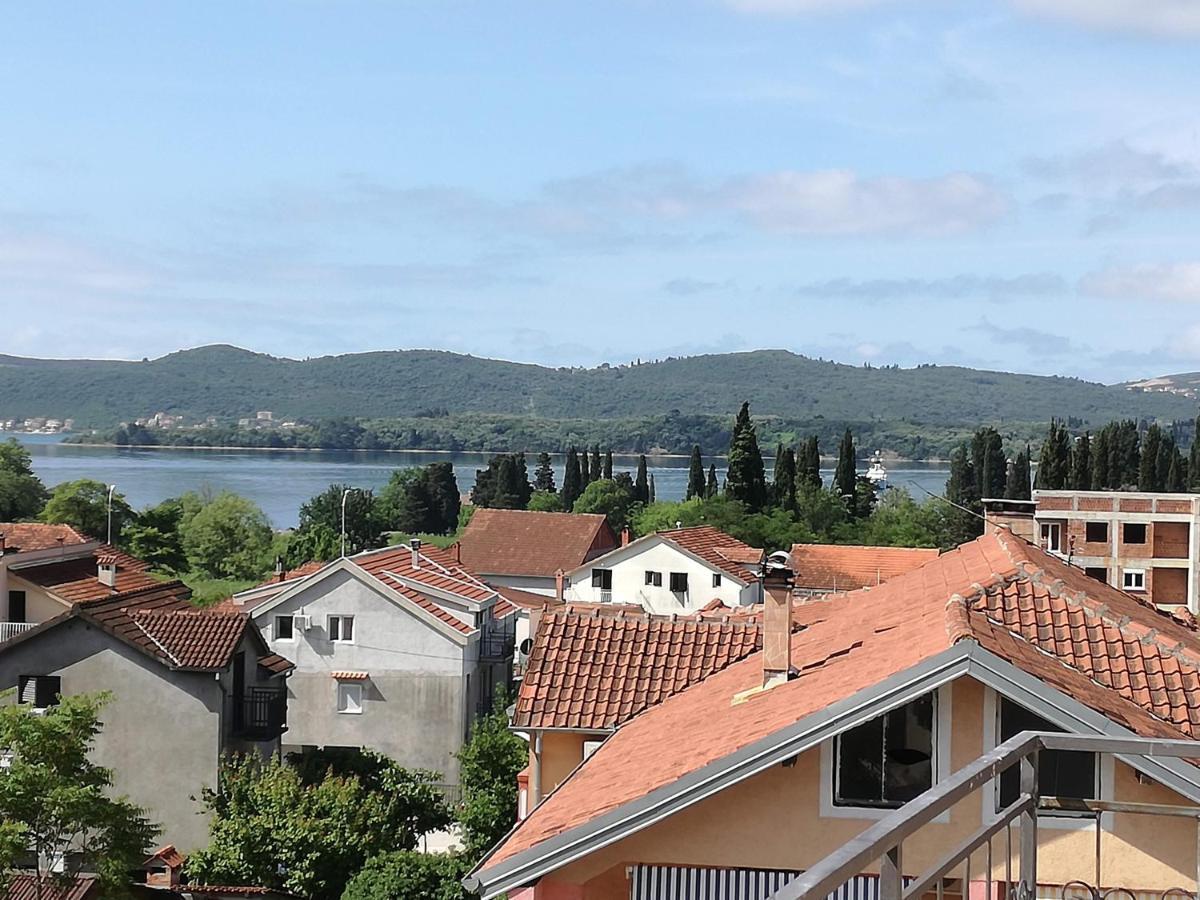 Milosavljevic Apartments Tivat Extérieur photo